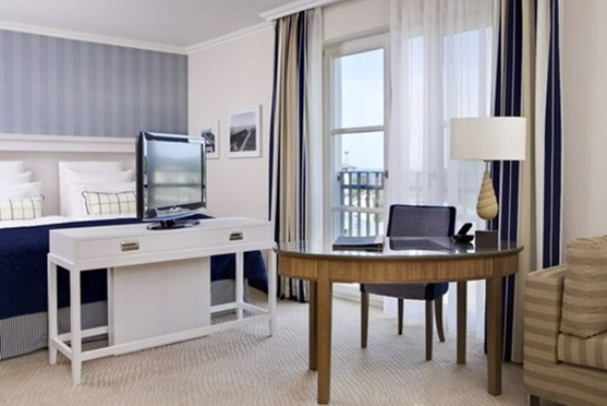 Steigenberger Grandhotel & Spa Heringsdorf Екстер'єр фото A room at the hotel